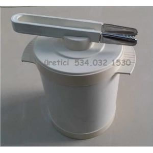 Beyaz krem renk buz kovası çift kat plastik cidarlı izoleli büyük boy kapaklı buz kovası özel maşalı