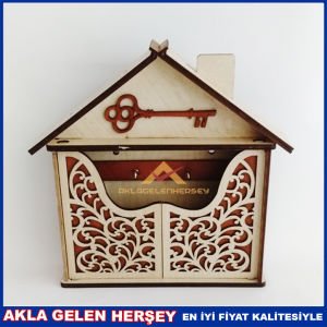 4 ASKILI DESENLİ KAPAKLI AHŞAP ANAHTARLIK