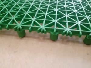 8 Adet 25x25cm Islak Zemin Yükseltilmiş Yer Karosu Toplam 100x50cm Kolay Eklenir Izgaralı Zemin Matı