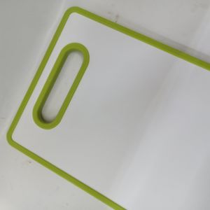 Desenli Çift Taraflı Kullanıma Uygun Kesim Panosu 30cmx20X1 cm