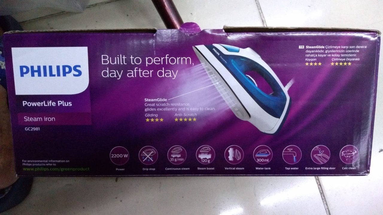 Philips 2200 Watt özel SteamGlide çizilmez taban şok buharlı ütü