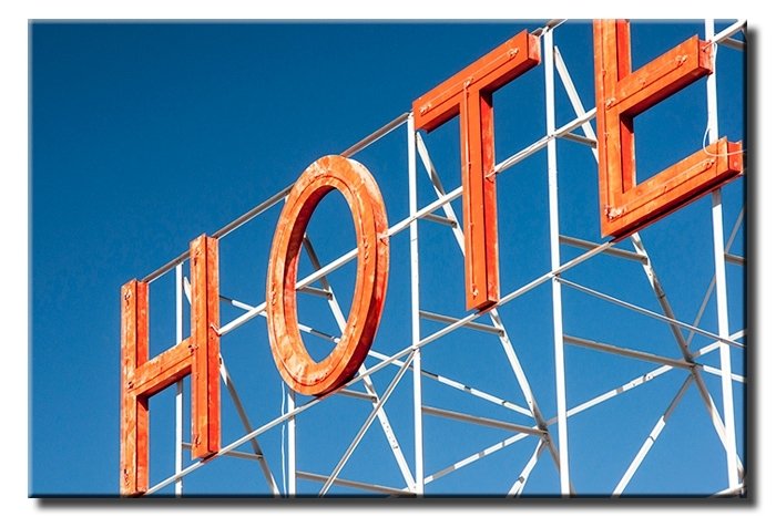 HOTEL TURUNCU YAZI 6 değişen ölçü ORİJİNAL KANVAS TABLO
