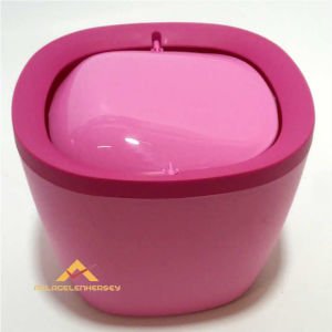 KLİK KAPAKLI ÇOP KUTUSU TEZGAH ÜSTÜ ÇOK AMAÇLI RENKLİ YEMEK ARTIKLARI İÇİN MİNİ ÇÖP KOVASI