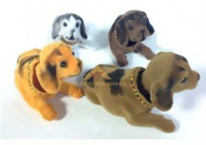 BAŞINI SALLAYAN KÖPEK NOSTALJİK SÜET ARABA SÜSÜ, HEDİYELİK ARABA SÜSÜ HAREKETLİ ARABA SÜSÜ KÖPEK