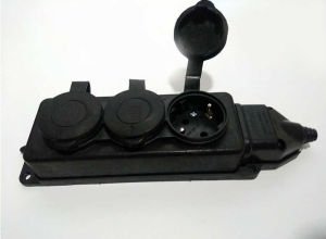 3lü GRUP PRİZ TOPRAKLI KAPAKLI SERİ KAUÇUK PRİZ