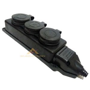 3lü GRUP PRİZ TOPRAKLI KAPAKLI SERİ KAUÇUK PRİZ