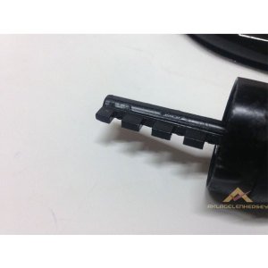 4 Haneli Şifreli Motor Kilidi 12cm Kalınlık 80cm Uzunluğunda Sağlam Dayanıklı Bisiklet Kilidi