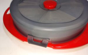 Kilitli Kapak Yuvarlak 5 bölmeli Kahvaltılık Tepsisi 5  Farklı Çerez Sunum Tepsisi Bölünür Çıkabilir