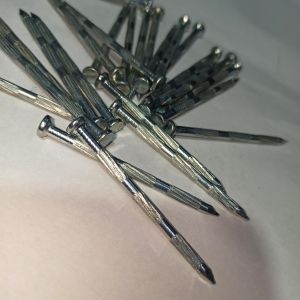 Yamulmayan Süper Kanallı Beton Çivisi 15 Adet 4x60mm Çok Amaçlı Kullanım