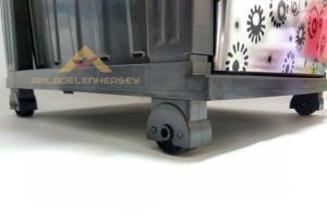 BÜYÜK BOY 4 ÇEKMECELİ TEKERLEKLİ DESENLİ KOMİDİN