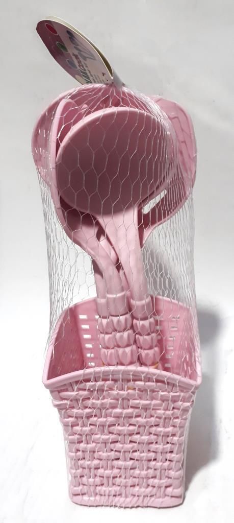 4+1 Plastik Servis Seti Spatula, Kevgir, Kepçe, Kaşık, Set Kutusu Kaliteli Plastikten Üretilmiştir