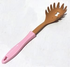 5+1 Servis Seti Spatula, Kevgir, Kepçe, Kaşık, Salata Kaşığı     Kaliteli Plastikten Üretilmiştir