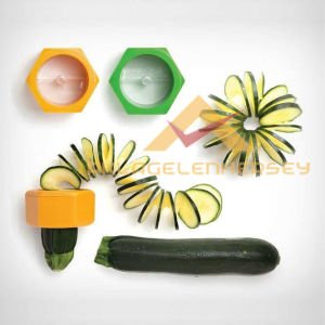 CUCUMBO SPİRAL ŞEKİLLİ SEBZE SALATA DOĞRAYICI