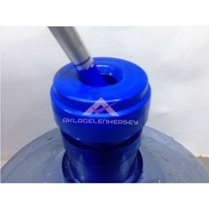 Su Dökülmesini Önleyen Su Sebiline Damacana Yerleştirme aparatı