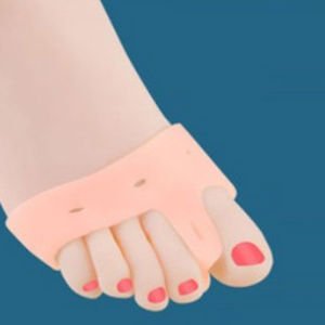 Halluks Valgus Silikon Yastık Korumalı Makaralı Başparmak Geçen Korucu Bunyon Ayak Gece Bunyonu