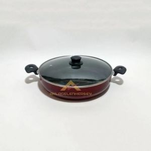 Büyük Boy Basık Teflon Karnıyarık Tenceresi Teflon Kaşığı Hediyeli 28 cm Cam Kapaklı 2 Kulplu Tencere Alüminyum üzeri 2 Kat Çizilmez Teflon Kaplı