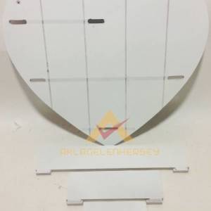 43x38cm Boyutlarında Her Ortama Uyumlu Kalpli Tasarımlı 3 Raflı Dekoratif Kalpli Duvar Rafı