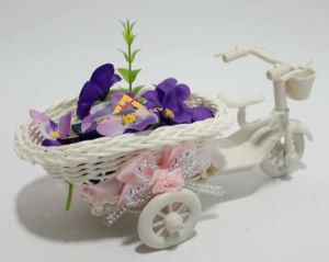 KURDELELI SEPETLİ BİSİKLET MODEL ARANJMANLIK