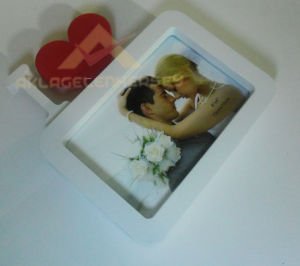 ROMANTİK TEKLİ SİYAH-BEYAZ KALPLİ ÇERÇEVE