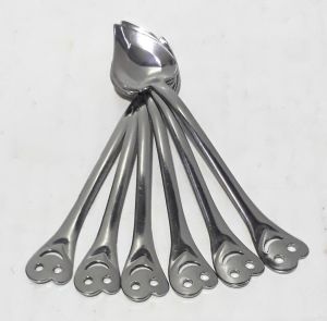 6 Adet Kalp Desenli Paslanmaz Çelikten Çay Kaşığı