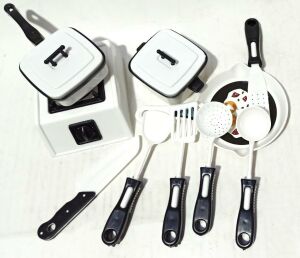 Çocuklara İçin Çok Eğlenceli 12 Parça Tencereli Tavalı Mutfak Set