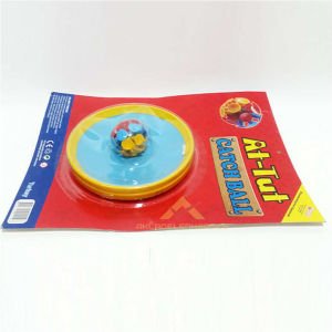 KARŞILIKLI İKİ KİŞİ TARAFINDAN OYNANAN VANTUZLU BİR TOPUN TABAK GİBİ PLASTİK OYUNCAĞA ATILDIĞI ALTUT