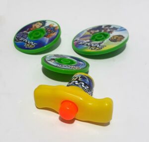 5-6-7cm Çaplarında Üç Diskli Kurmalı Çocuklar İçin Yeni Nesil Beyblade Set
