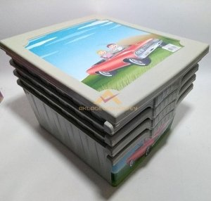 BÜYÜK BOY 4 ÇEKMECELİ TEKERLEKLİ DESENLİ KOMİDİN