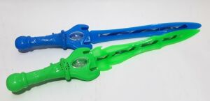 Pille Çalışan Sesli ve Işıklı 46cm Boyunda Düz Oyuncak Kılıc Savaş Oyuncakları