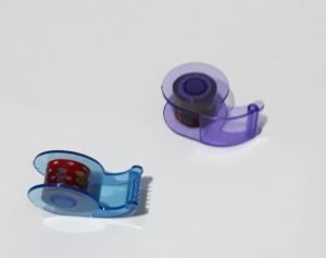 Çocuklar İçin Kesme Aparatlı Çeşitli Renklerde İki Adet Seloteyp Bant