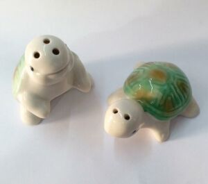 Kaplumbağa Sevgililer Porselen Tuzluk Biberlik Seti 2 adet 1 adet Tuzluk+1 adet Biberlik