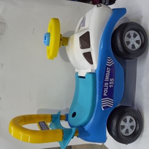 0-24 Ay Yaş Yürüme Öğrenme ve Fiziksel Gelişim Destekli İlk Arabam Polis