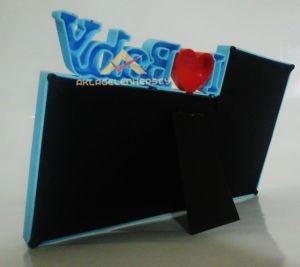 BEBEKLER İÇİN YATAY VE DİKEY MAVİ-PEMBE ÇERÇEVE