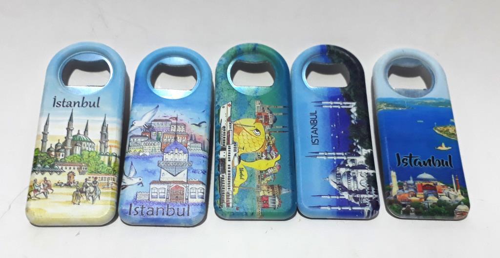 Kaliteli Plastikten Üretilmiş Dayanıklı ve Pratik Şişe Kapağı Açacağı (10cm Uzunluğunda)