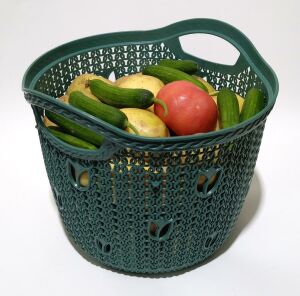 Örgü Desenli Koyu Yeşil Kapaklı 12 Litre Meyve Sebze Sepeti Patates Soğan Çok Amaçlı Hasır Örgü Kova