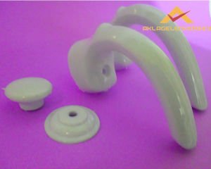 BEYAZ RENKLİ ÇAYDANLIK KULP TAKIMI VE TUTACAĞI