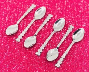 6 Adet Lüks Sapı Kalpli  Model  Paslanmaz Çelik  Çay Kaşığı Seti