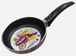 Tek Saplı 12cm Çapında 2,7cm Derinlikte Pratik Teflon Sos Tavası Kaliteli Malzemeden Üretilmiştir