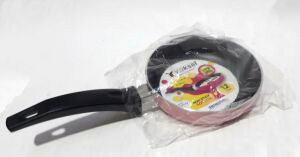 Tek Saplı 12cm Çapında 2,7cm Derinlikte Pratik Teflon Sos Tavası Kaliteli Malzemeden Üretilmiştir