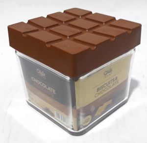 Çikolata Desenli Kapağı Olan 9x9x8,5cm Ebatlarında Saklama Kabı  Kaliteli Plastikten Üretilmiştir