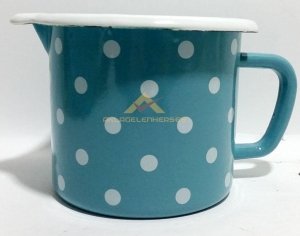 1250mL İÇİ BEYAZ DIŞI DESENLİ EMAYE ÖLÇÜ KABI