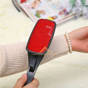 DÖNER BAŞLIKLI SİHİRLİ KADİFE YÜZEY ELBİSE KOLTUK TÜY ve TOZ TEMİZLEYİCİ,pratik kıl-tüğ temizleyici