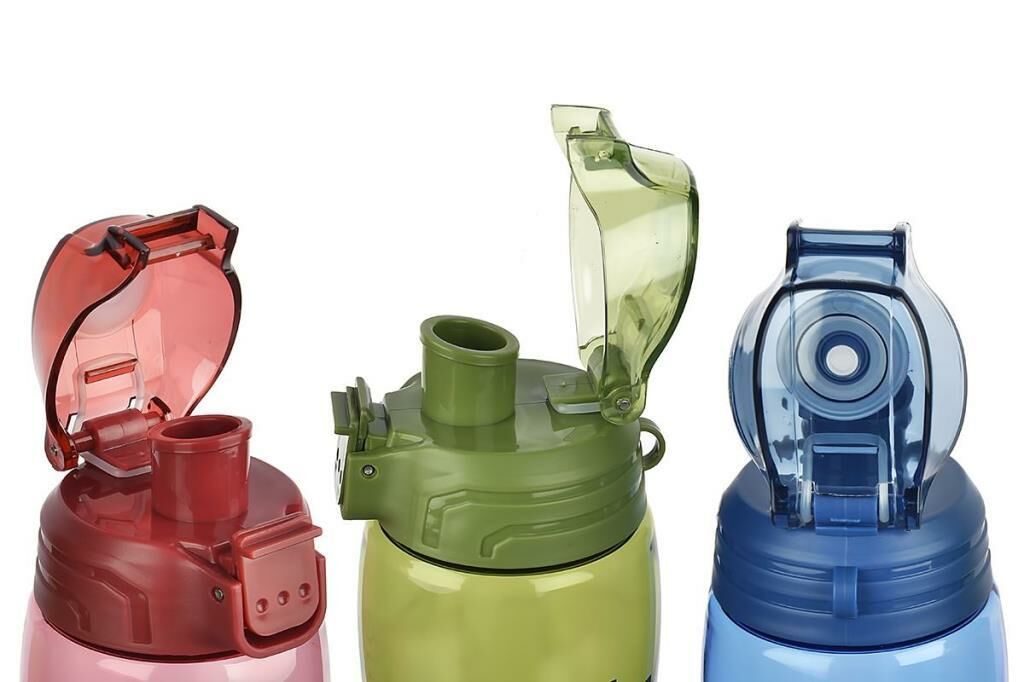 24 cm Uzunluğunda 750ml Darbeye ve Isıya Dayanıklı Cascada Matara 25,3 oz