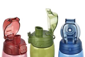 24 cm Uzunluğunda 750ml Darbeye ve Isıya Dayanıklı Cascada Matara 25,3 oz