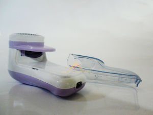 PRATİK ŞARJLI KAZAK TÜYÜ TEMİZLEME MAKİNESİ