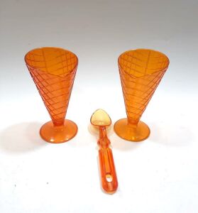 2'li Dondurma Seti Kaşıklı Külah Şeklinde